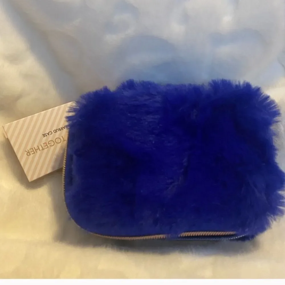 Faux Fur Earbud Case- Sapphire